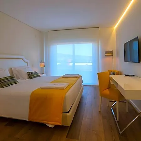 Oda ve Kahvaltı Terrace Serra 4*