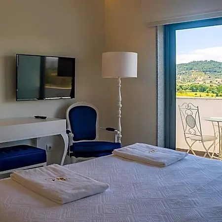 Terrace Serra 4*
