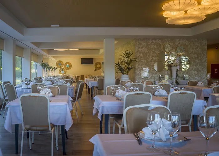 Frühstückspension Terrace Serra 4*